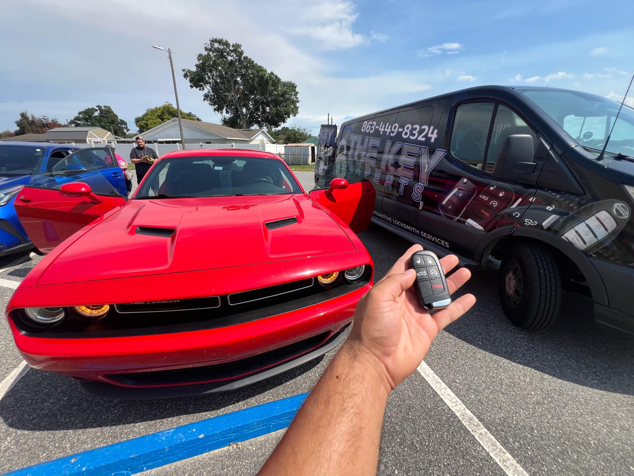 Mobile locksmith at a vehicle in Haines City, Florida